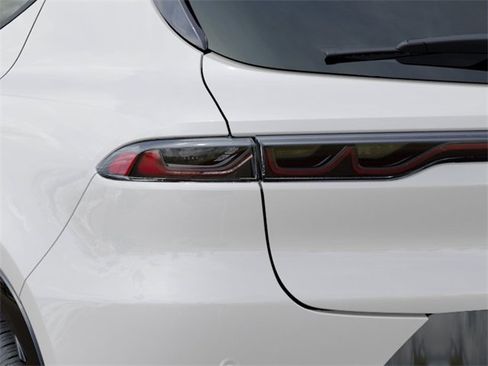 New 2025 Alfa Romeo Tonale image 5