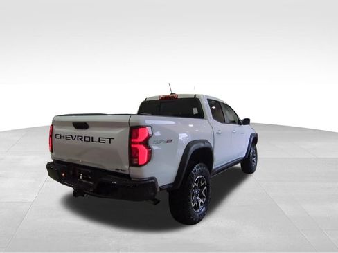 Used 2024 Chevrolet Colorado ZR2 w/ Safety Package AWD/4WD image 24