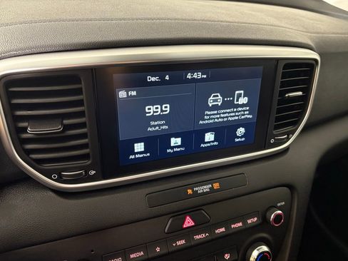 Used 2022 Kia Sportage LX image 23