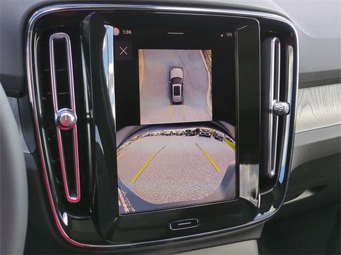 New 2026 Volvo XC40 B5 Plus w/ Protection Package Premier image 11