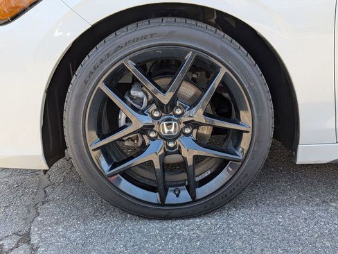 Used 2023 Honda Civic Sport image 10