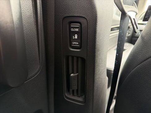 New 2026 Honda Odyssey Touring image 37