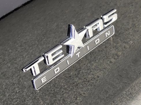 New 2026 Chevrolet Silverado 1500 LT w/ Texas Edition Plus RWD image 11