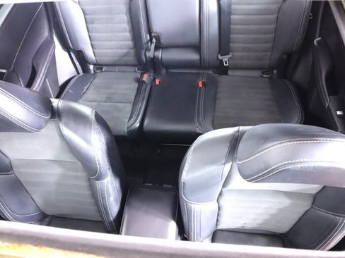 Used 2022 Mitsubishi Outlander SE AWD/4WD image 32