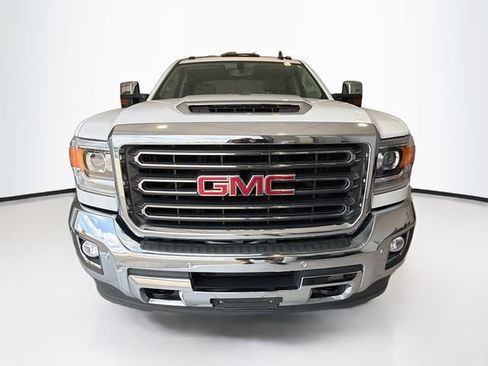 Used 2019 GMC Sierra 3500 SLT w/ Duramax Plus Package AWD/4WD image 2