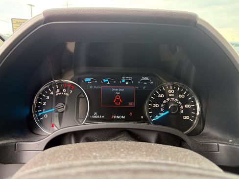 Used 2018 Ford F150 Lariat w/ Trailer Tow Package AWD/4WD image 25