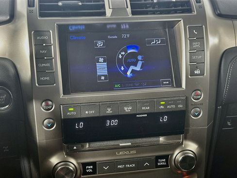 Used 2016 Lexus GX 460 w/ Premium Package AWD/4WD image 24