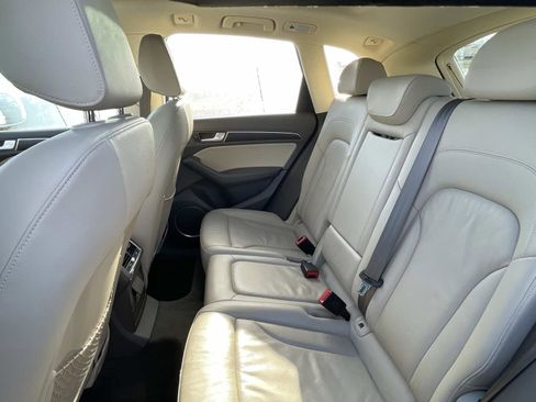 Used 2016 Audi Q5 2.0T Premium Plus w/ Technology Package image 14