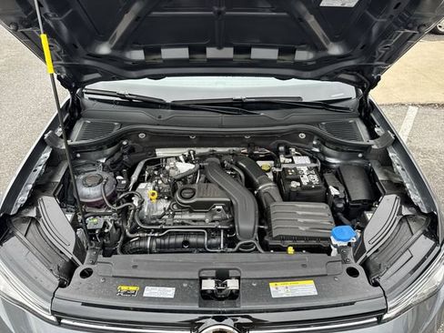Used 2025 Volkswagen Taos S FWD image 28