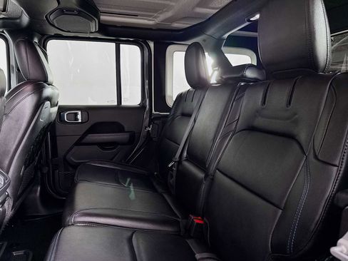 Used 2021 Jeep Wrangler Unlimited Rubicon 4xe w/ Steel Bumper Group image 21