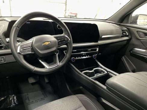 Certified 2025 Chevrolet Traverse LT image 19