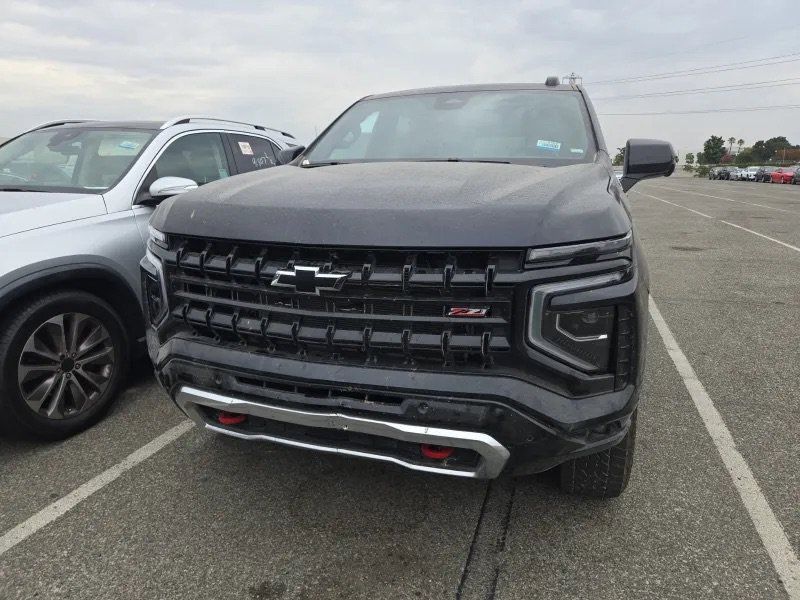 Used 2026 Chevrolet Tahoe Z71 AWD/4WD image 2