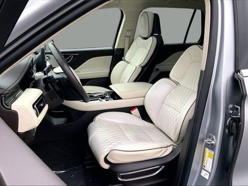 Used 2020 Lincoln Aviator Black Label w/ Dynamic Handling Package image 25