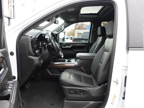 Used 2024 Chevrolet Silverado 2500 LT w/ All Star Edition image 19