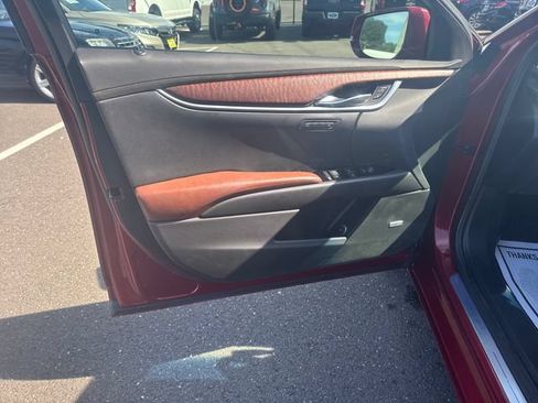 Used 2019 Cadillac XTS Premium Luxury FWD image 10
