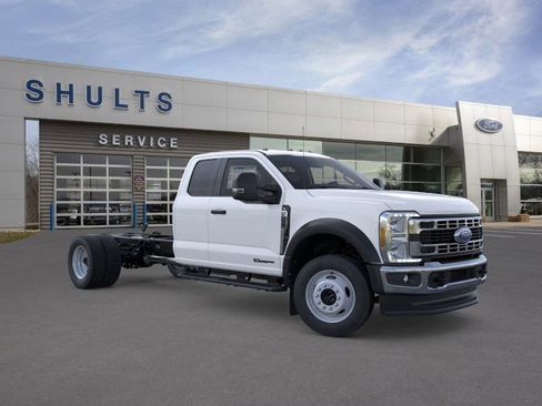 New 2026 Ford F550 4x4 SuperCab Super Duty image 7
