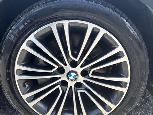 Used 2019 BMW 530i xDrive w/ Convenience Package AWD/4WD image 20