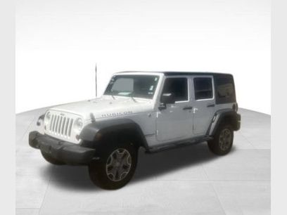 Used 2013 Jeep Wrangler Unlimited Rubicon w/ Connectivity Group