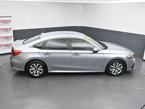 Used 2023 Honda Civic LX image 31