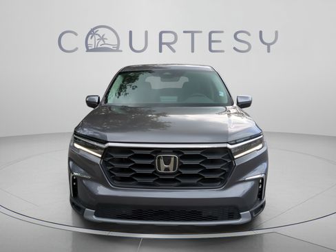 Certified 2025 Honda Pilot EX-L image 10
