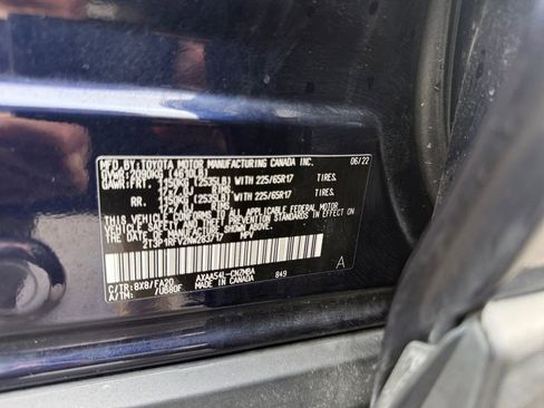 Used 2022 Toyota RAV4 XLE image 26