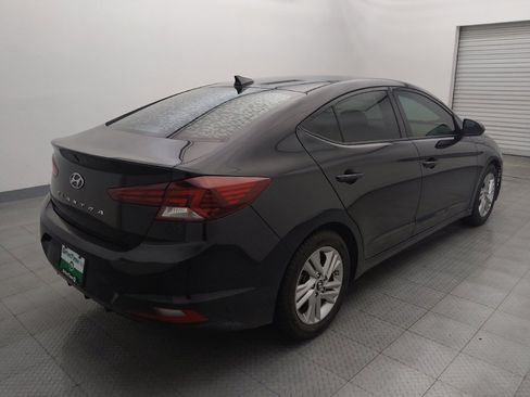 Used 2019 Hyundai Elantra SEL image 9