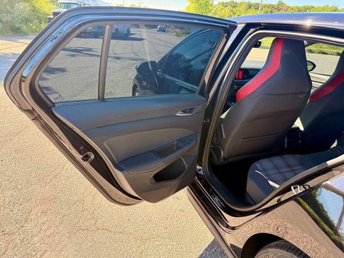 Used 2022 Volkswagen GTI S FWD image 31