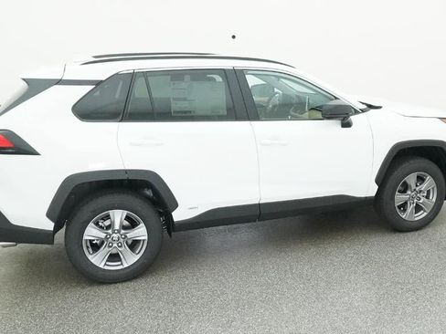 New 2025 Toyota RAV4 LE image 43
