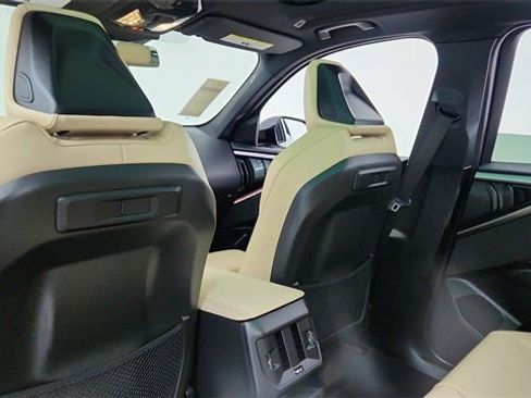 Used 2025 BMW X3 xDrive30i w/ M Sport Package image 30