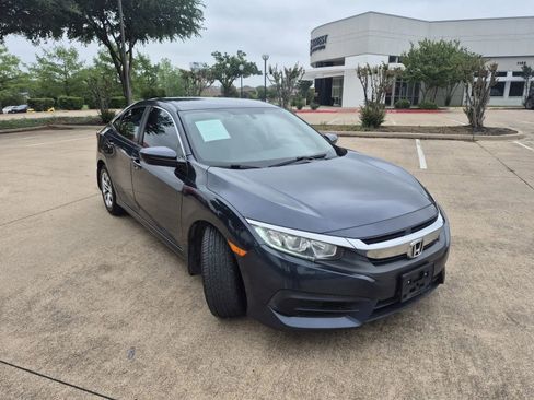 Used 2016 Honda Civic LX image 4