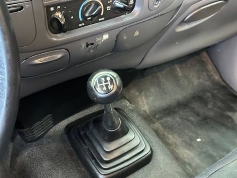 Used 2000 Ford F150 XL RWD image 24