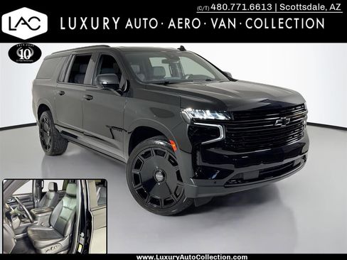 Used 2023 Chevrolet Suburban RST image 1