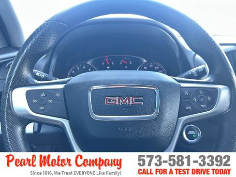 Used 2023 GMC Terrain SLE w/ Driver Convenience Package FWD image 13