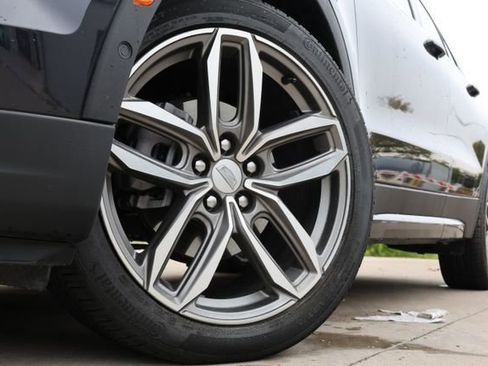 Certified 2022 Cadillac XT4 Sport image 8