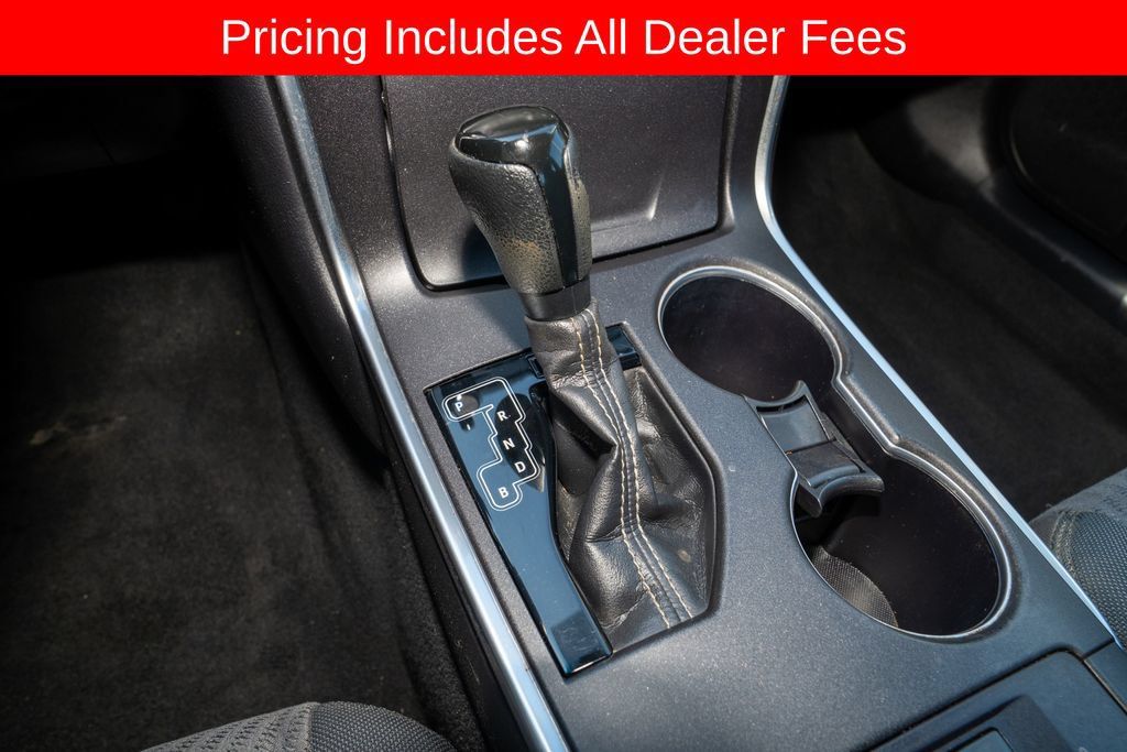 Used 2017 Toyota Camry LE FWD image 14