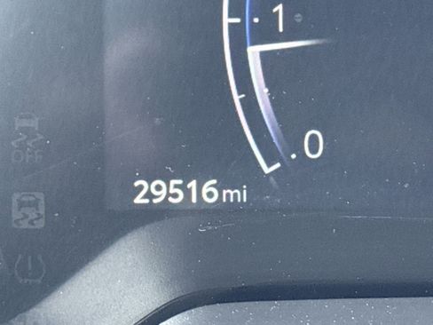 Used 2025 Toyota Corolla Cross XLE w/ Convenience Package FWD image 16