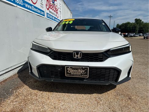 Used 2025 Honda Civic Sport image 5