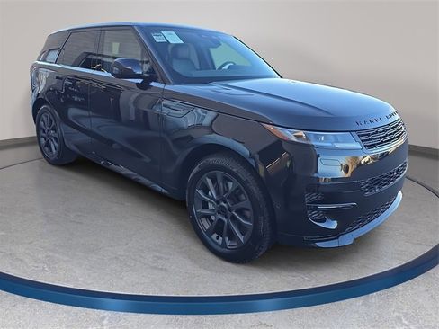 New 2026 Land Rover Range Rover Sport Dynamic SE image 3