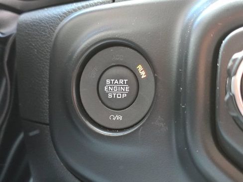 Used 2022 Jeep Wrangler Unlimited Sport AWD/4WD image 34