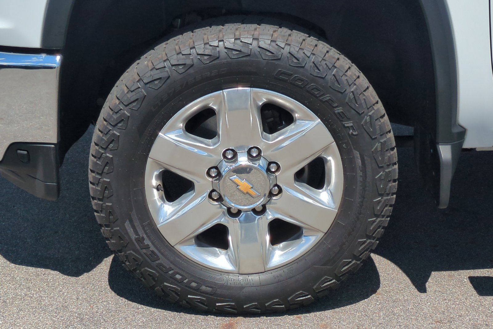 Used 2023 Chevrolet Silverado 2500 LTZ AWD/4WD image 43
