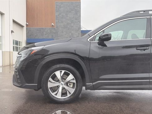 Certified 2023 Subaru Ascent Premium w/ Convenience Package AWD/4WD image 11