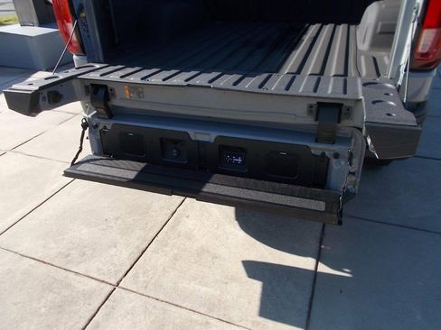 Used 2024 GMC Sierra 1500 AT4X w/ AT4X AEV Edition image 6