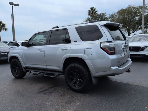 Used 2019 Toyota 4Runner SR5 Premium AWD/4WD image 6