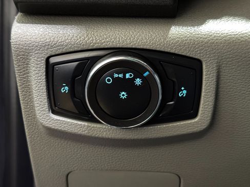 Used 2022 Ford F350 XL w/ Power Equipment Group image 30