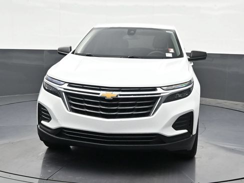 Used 2022 Chevrolet Equinox LS FWD image 9