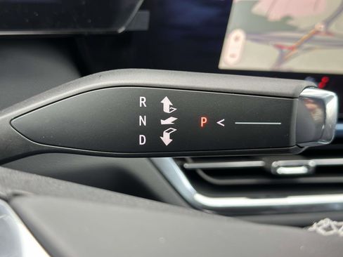 New 2026 Chevrolet Equinox EV LT image 13