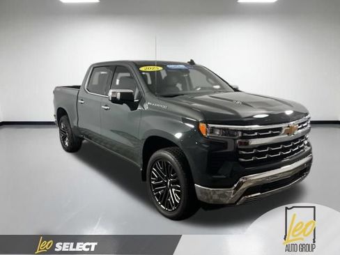 Used 2025 Chevrolet Silverado 1500 LTZ w/ Technology Package AWD/4WD image 11