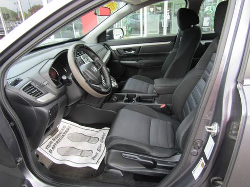 Used 2018 Honda CR-V LX image 10