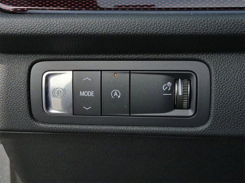 Certified 2025 Chevrolet Traverse RS w/ LPO, Floor Liner Package image 31