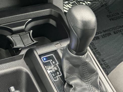 Used 2022 Toyota Tacoma SR5 image 20